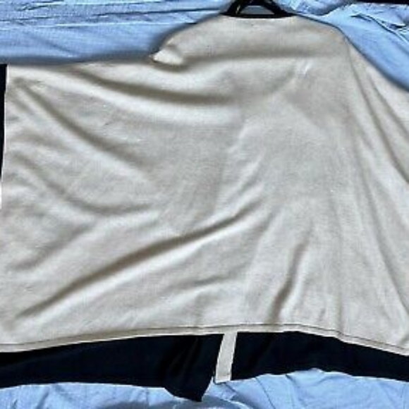 NWT Calvin Klein Sweater Cape - Picture 2 of 5